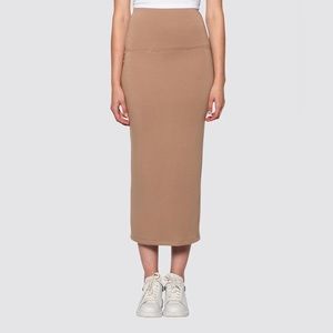 Bleusalt Tube Skirt Size 4 (14-16/XL) in Camel NWOT